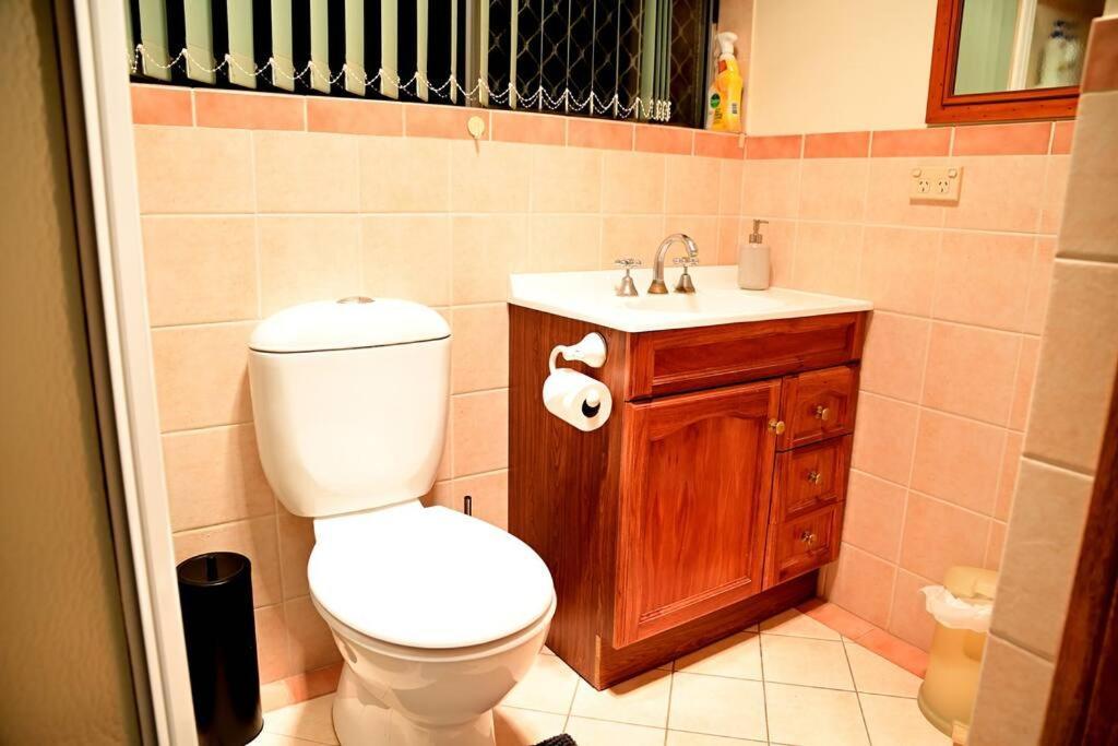 Spacious Studio In Alicesprings Queenbed+Ksairbed Alice Springs Exterior foto