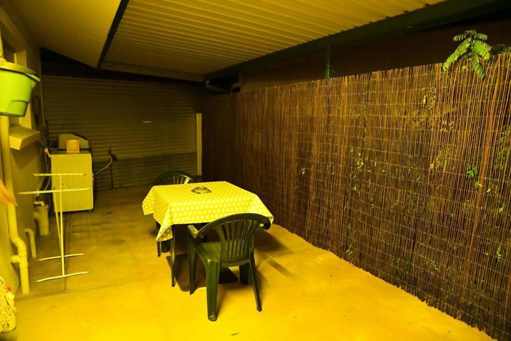 Spacious Studio In Alicesprings Queenbed+Ksairbed Alice Springs Exterior foto